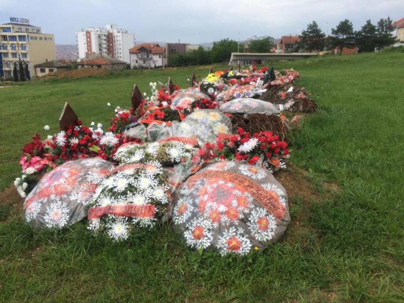 Varrezat e dëshmorëve në Prishtinë. Foto: Kallxo.com