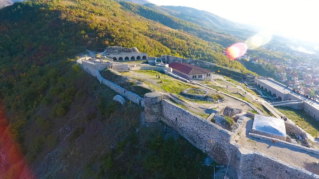 Rrezik për vizitorët, Ministria e Kulturës njofton për mbylljen e disa zonave në Kalanë e Prizrenit