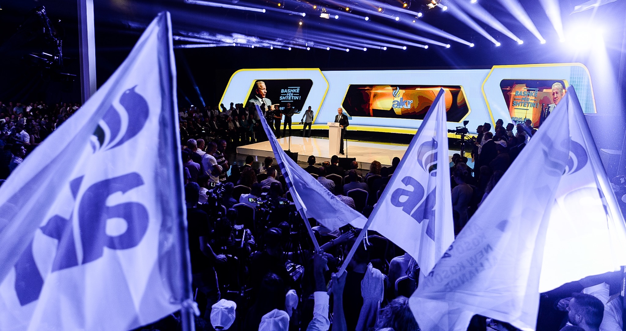 Emir Abrashi zgjedhet kryetar i AKR-së