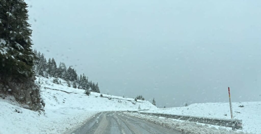 Zhbllokohet për qarkullim rruga Pejë-Kullë-Rozhajë