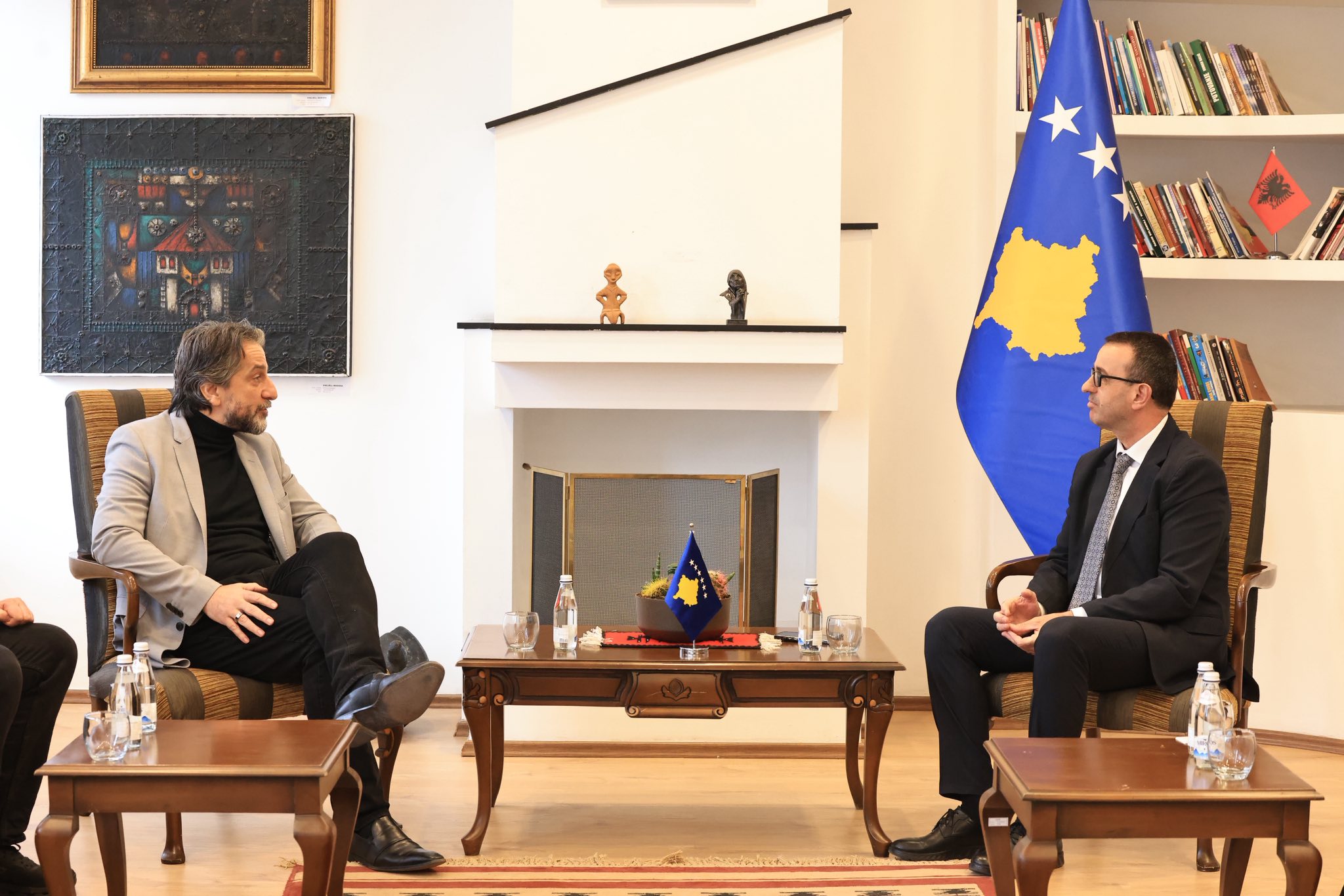 Lojërat Mesdhetare “Prishtina 2030”: Rama takohet me ministrin e Sportit dhe Rinisë