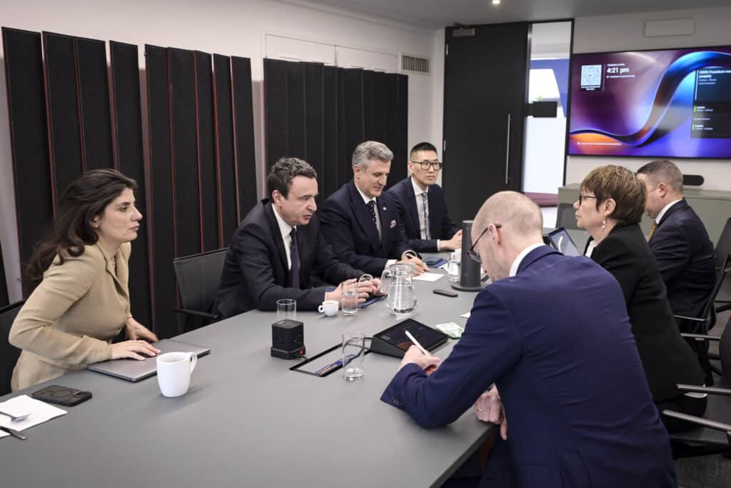 Kurti kërkon nga BERZH të vazhdojë mbështetjen për sektorin privat