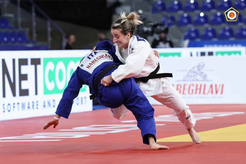 Xhudistja Distria Krasniqi siguron medalje në Evropian, kualifikohet në finale në Tbilisi