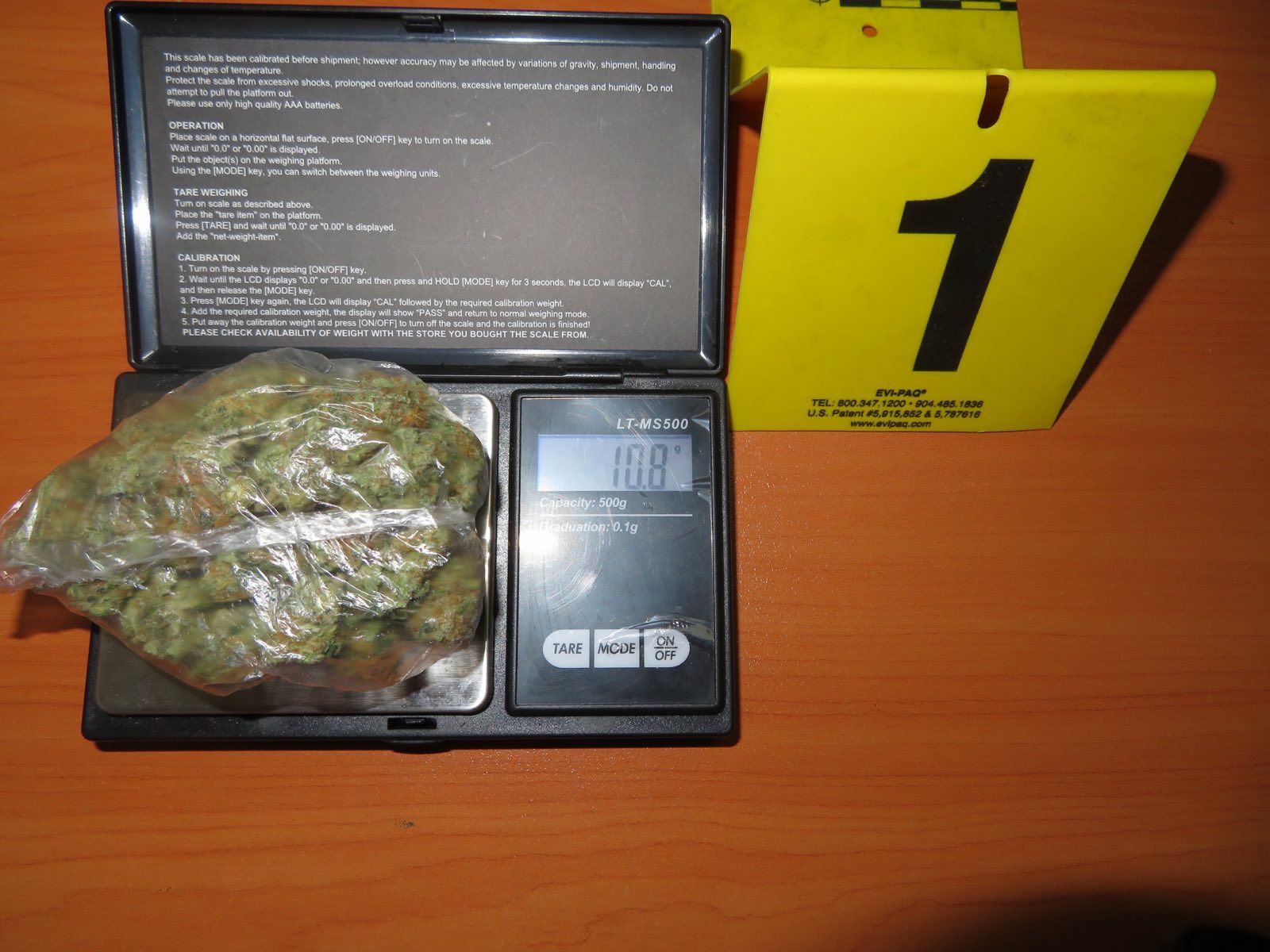 Policia në Vushtrri arreston një person për posedim të substancave narkotike