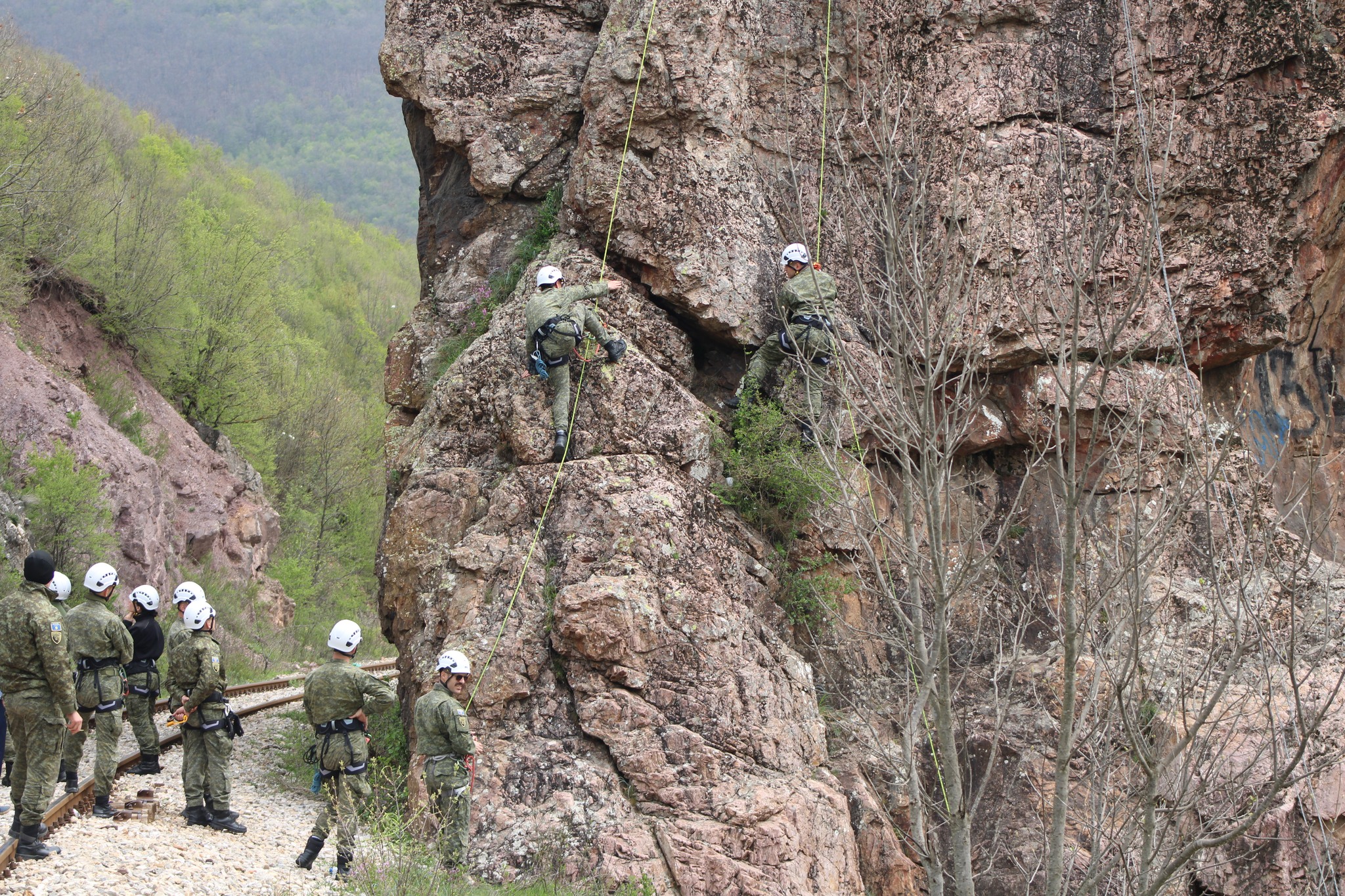 FSK mban trajnim bazik të Kërkim Shpëtimit Malor, pjesëmarrësve u ofrohen njohuri rreth orientimit malor
