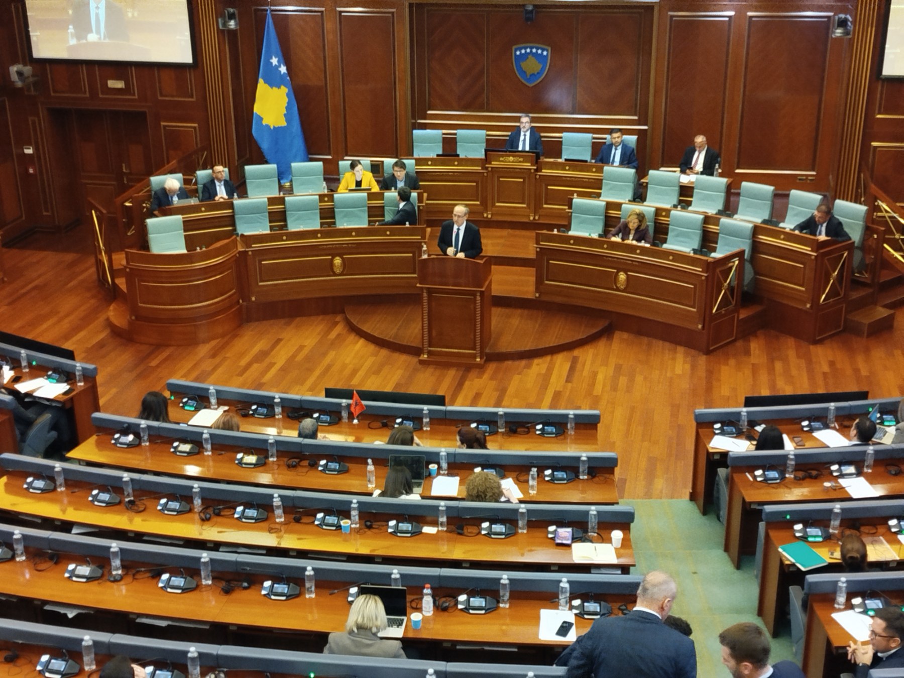 Avdullah Hoti kërkon rezolutë nga Kuvendi për transparencë dhe rikonfirmim të orientimit të Dialogut