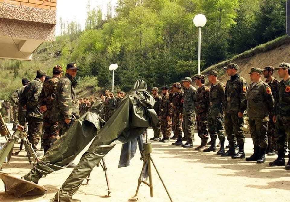 Kurti kujton Betejën e Koshares: UÇK-ja u kthye në një aleate NATO-s që së bashku i ndaluan fushatat e spastrimit etnik dhe të gjenocidit