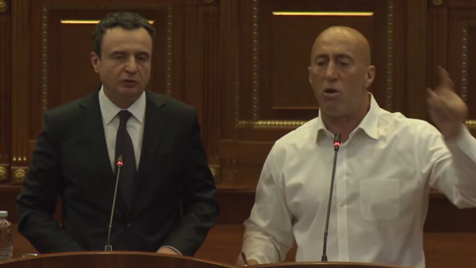 Kurti flet për financimin e dyshimtë të mediave, Haradinaj hedh akuza ndaj tij