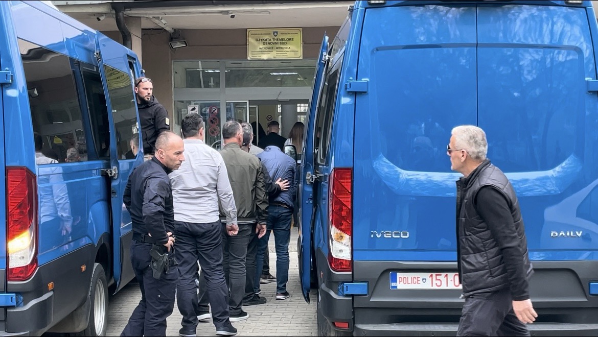 Gjykata e Mitrovicës caktoi një muaj paraburgim për 19 të dyshuarit e ndaluar për bixhoz të paligjshëm