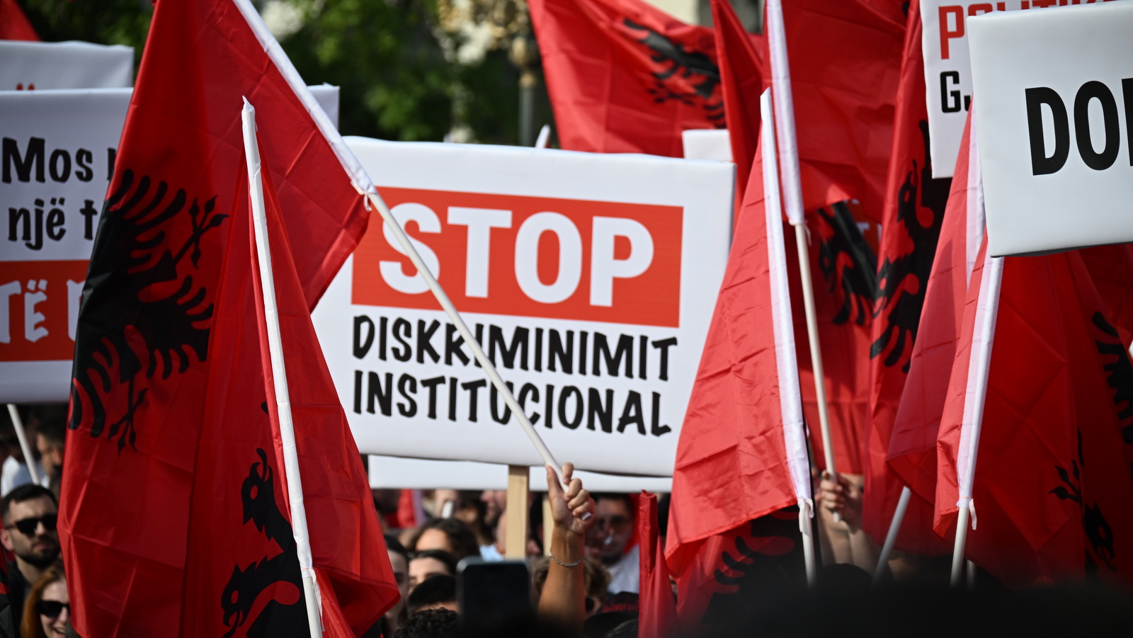studentet-e-up-se-mbeshtesin-ata-te-maqedonise-se-veriut-do-te-protestojne-ne-kosove-per-provimin-e-jurisprudences