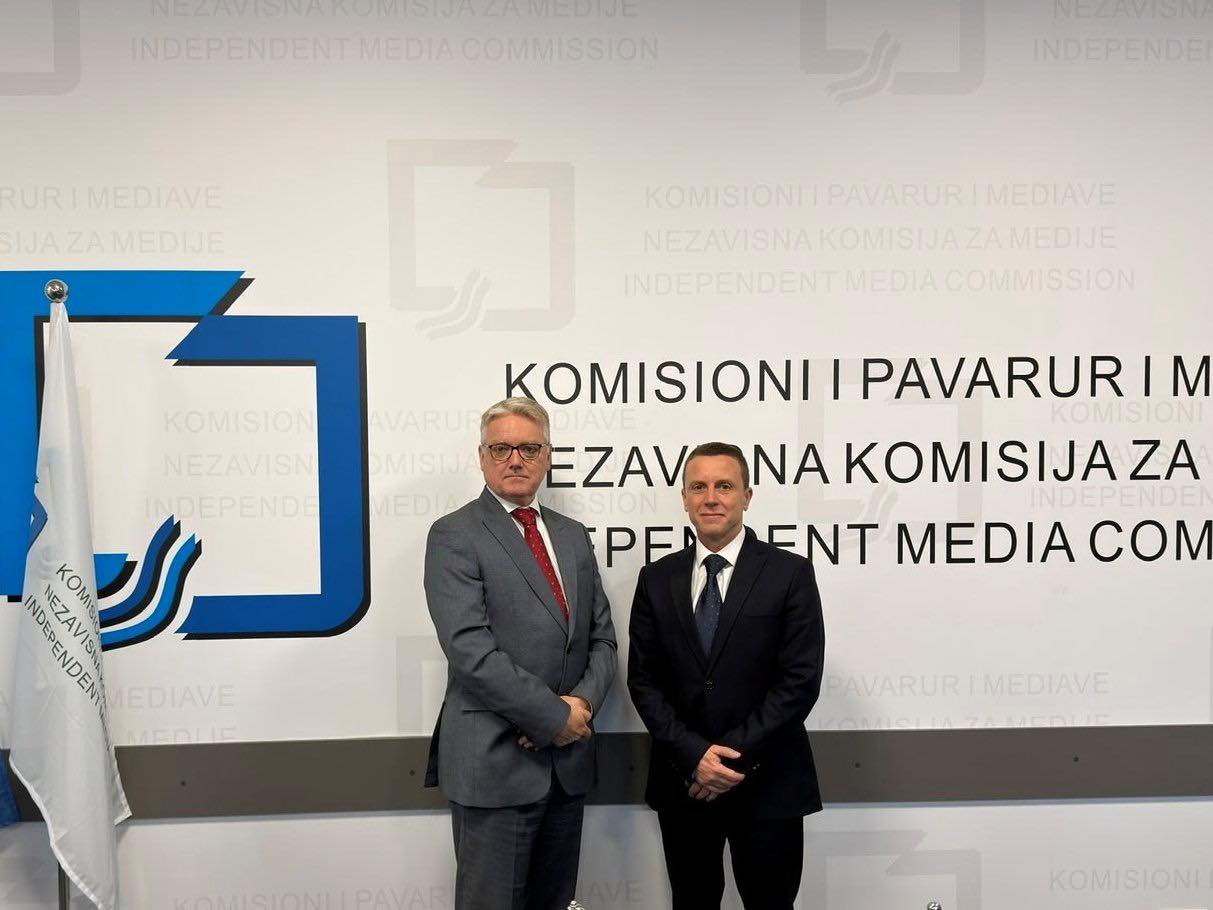Shefi i Misionit të OSBE-së në Kosovë u takua me kryetarin e KPM-së